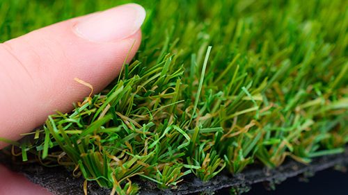 Why Artificial Grass Is Ideal For Autumn