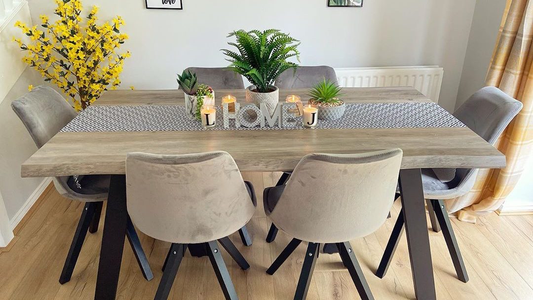 Pros & Cons of Natural Hardwood Flooring